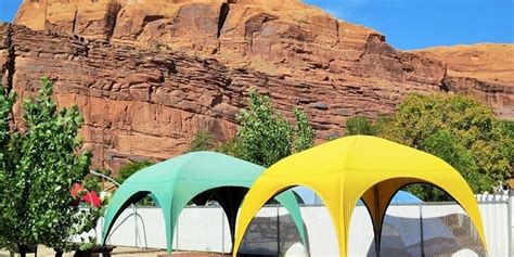 One of the first things we realized early on was the difference between an rv park vs. Canyonlands Campground | Doets Reizen