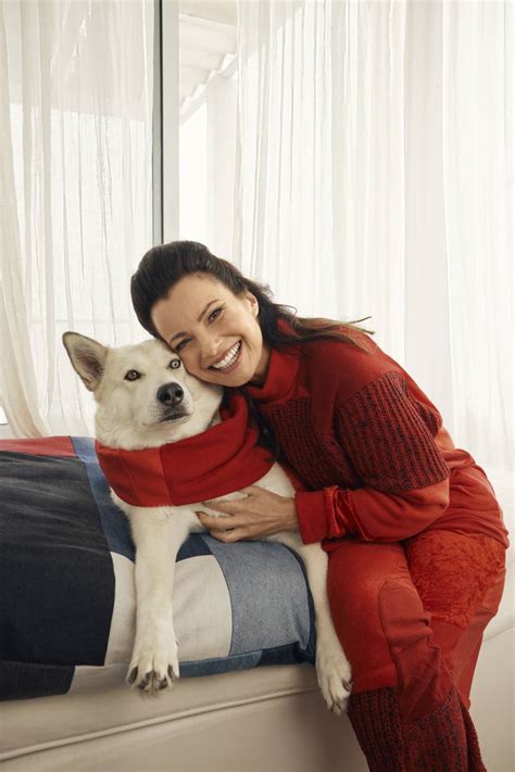 Fran Drescher Teams With Thredup On Holiday Eco Fashions