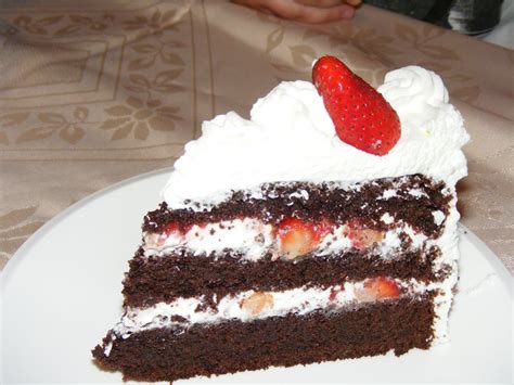 Layer Cake Fraises Chocolat Et Chantilly Au Mascarpone G Teaux D Lices