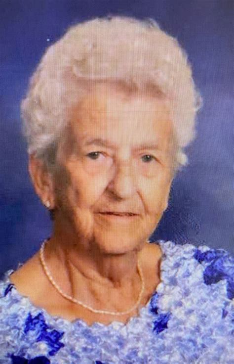 Obituary Of Gertrude L Field Lind Funeral Home Located In Jamest
