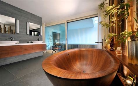 10 Relaxing And Unique Wooden Bathtubs You Will Love To Have