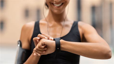 Femme Fitale Fit Club Blogmy Top Recommended Tech Wearables Femme