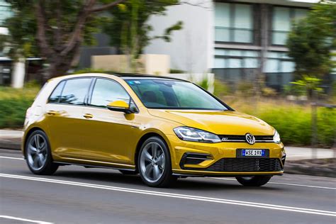 Volkswagen Golf Mk75 2020 Review Price And Features