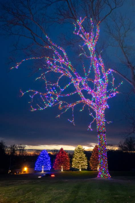 Festive Drive Through Christmas Light Displays In Pennsylvania Uncovering Pa