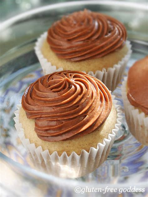 Easy to make in 1 bowl and 9 ingredients! Gluten Free Goddess Recipes: Gluten-Free Vanilla Cupcakes ...