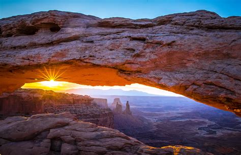 Sunrise At Mesa Arch [4935x3181] R Earthporn