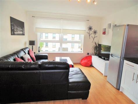 We have 93 flats for rent in edinburgh, so check out the listings and arrange a viewing today. 3 bedroom Flat to rent in Duff Street Edinburgh EH11