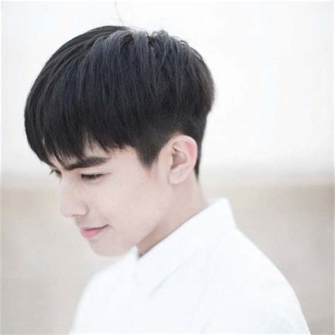 Dari kecil, tina sering muncul dengan rambut pendek. Model Rambut Tina Jittaleela - Aom Sucharat Manaya ...