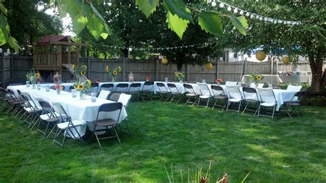 Buffet stations are a great way to serve food at graduation parties especially when the party is outdoors. Graduation Party Ideas on a Budget | Pear Tree Blog