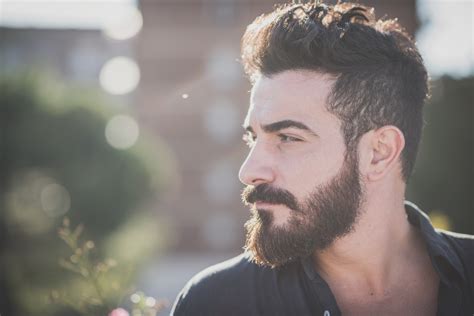 There are two things you should factor into finding your perfect facial hair style. HOW TO GROW MORE FACIAL HAIR, PART 1: FUELING FROM THE ...