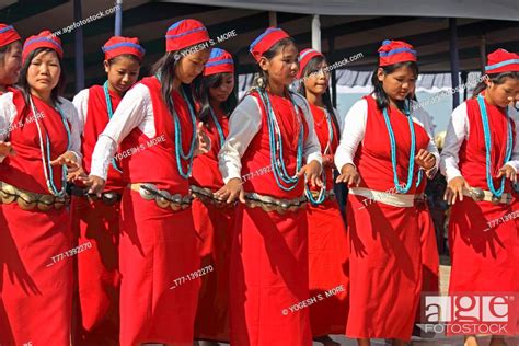 tagin women tribes performing dance at namdapha eco cultural festival miao arunachal pradesh