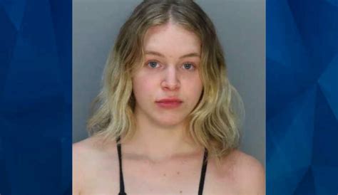 No Bond For Onlyfans Model Courtney Clenney Charged With Stabbing