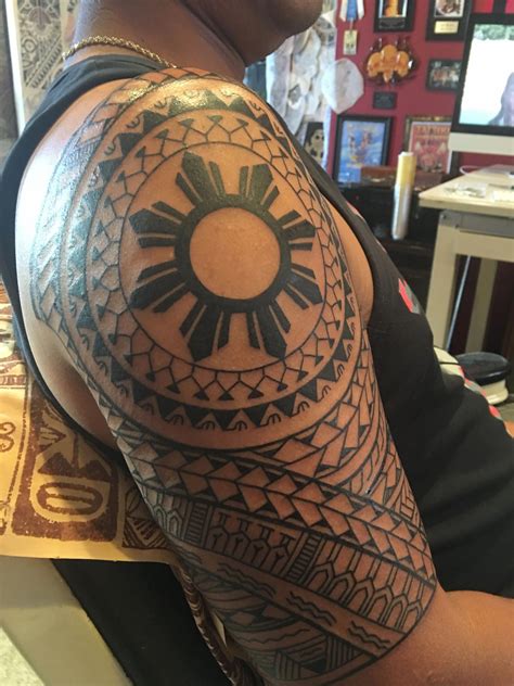 Filipino Tattoo Artist Filipinotattoos Filipino Tattoos Hawaiian