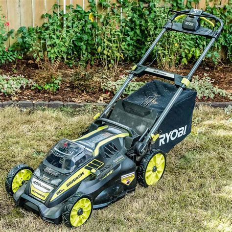 Ryobi Self Propelled Electric Lawn Mower Review The Handyman S Babe