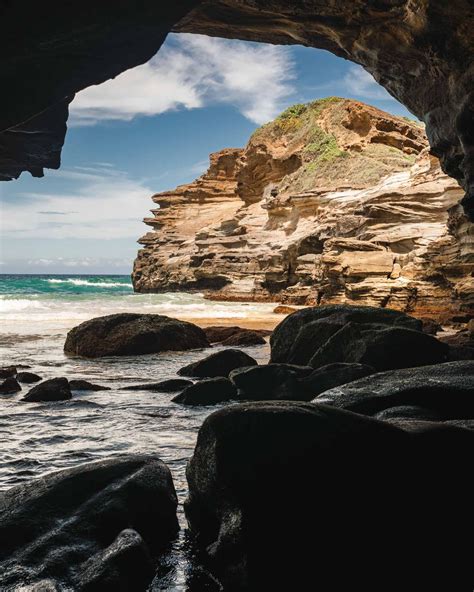 How To Access The Incredible Sea Caves At Ghosties Beach — Walk My World