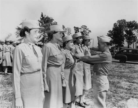 Five Wac Officers Receive Service Ribbons Women Of World War Ii