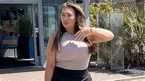 Lauren Goodger Shows Off Her Curves As She Hits The Gym After Pining For Her Old Figure In A