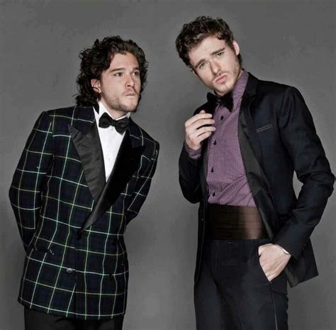Jon Snow And His Brother Rob Stark King Of The North キット・ハリントン 新郎の