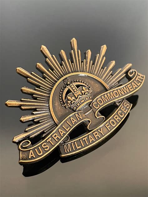 Rising Sun Cap Badge 3rd Design 1904 1949 Wwii Antique Gold
