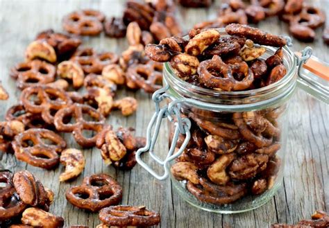 Sweet And Spicy Nut And Pretzel Mix With Beercute Favor For A