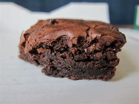 review papa john s double chocolate chip brownie