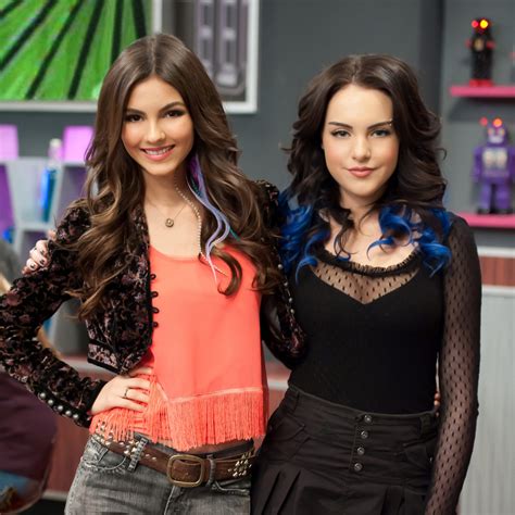 Victorious Star Elizabeth Gillies Is Game For Reunion Or Reboot With
