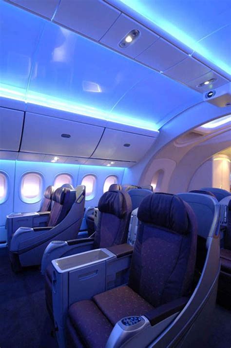 Boeing 787 Dreamliner Uniteds First Class Totally Worth It Lax Pvg