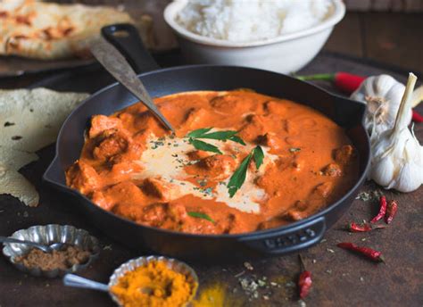 Peel the ginger and garlic and finely grate over the chicken. S-Küche : Murgh Makhani - Original Indian Butter Chicken