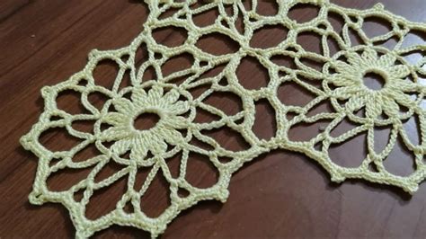 Tığişi örgü masa örtüsü Sehpa örtüsü motifi yapımı Crochet doily