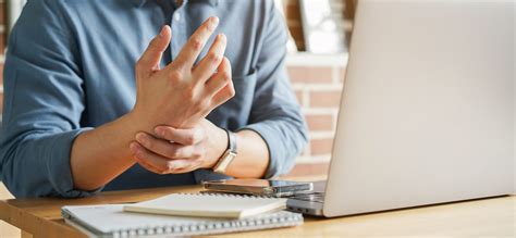 Carpal Tunnel Syndrome: Causes, Symptoms, and Treatment