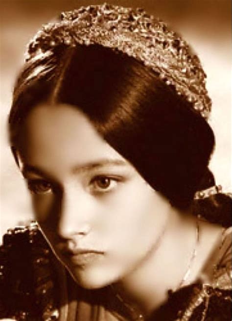 Olivia Hussey Romeo And Juliet Costumes Zeffirelli Romeo And Juliet Romeo Montague Juliet