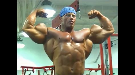 💪 Brad Hollibaugh Posing Massive Biceps Youtube