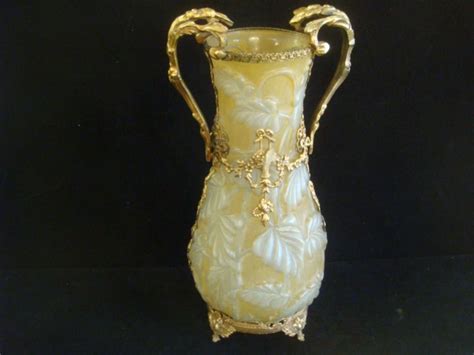Sold At Auction Vintage Phoenix Consolidated Art Glass Vase