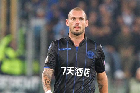 This is the national team page of karriereende player wesley sneijder. Juventus Turin: Heilsbringer Cristiano Ronaldo? Wesley ...