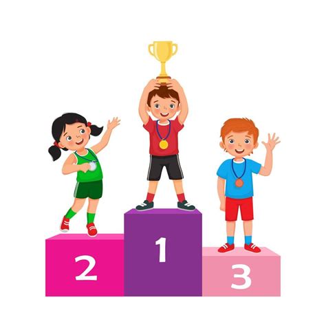 Niños Con Medallas Sosteniendo Un Trofeo De La Copa De Oro Parados En