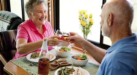 Keeping it cosy on christmas day? How Seniors Can Eat Healthy - A Servant's Heart In-Home Care