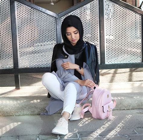 Pin By Zainab♠️ On Cute Hijabi Outfits Hijabi Fashion Cute Hijabi Outfits School Fashion