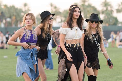 the best street style from coachella cool street fashion coachella fashion festival fashion