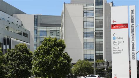 Gulf coast medical center is a medical facility located in fort myers, fl. Queensland health crisis: Gold Coast hospital bed numbers ...