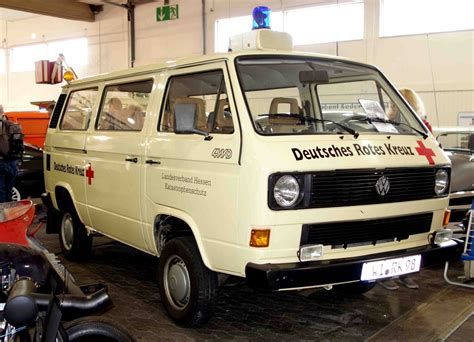 VW T3 als Einsatzfahrzeug des DRK, konnte bei der ...