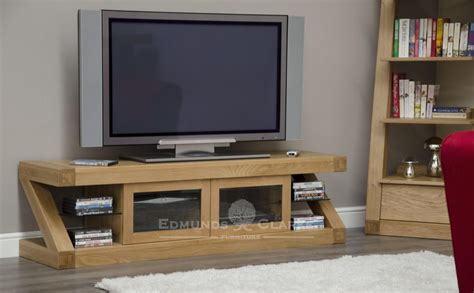 Z Designer Solid Oak Glazed Tv Unit Edmunds And Clarke Furniture