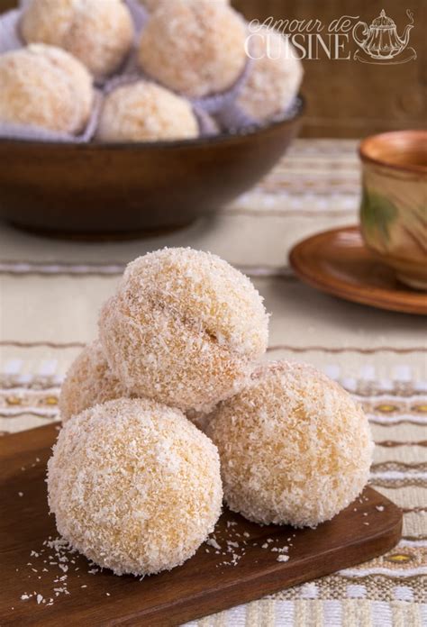 Boules de noix de coco à la confiture