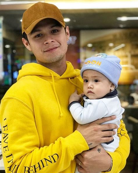 Look Former Hashtag Jon With His 1 Year Old Son Brycen Abs Cbn