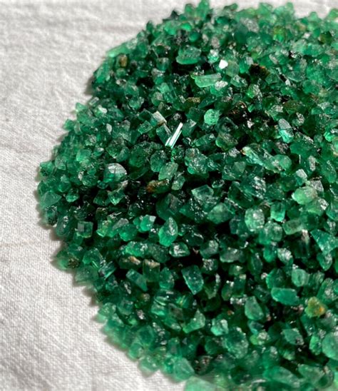 A Diamond Cut MM Size Natural Green Raw Panjshir Emerald | Etsy