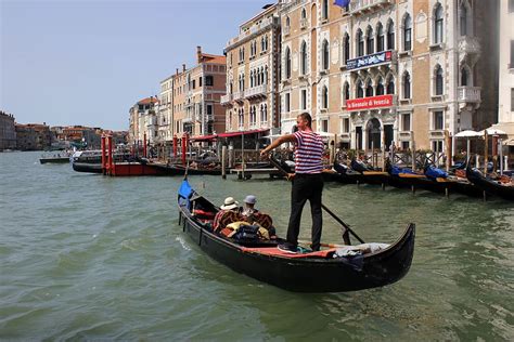 Hd Wallpaper Holiday Italy Venice Gondola Nautical Vessel Mode Of
