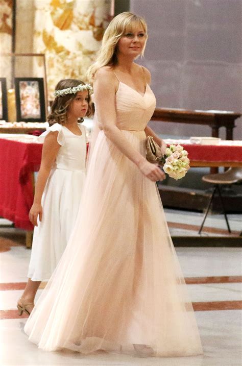 Kirsten Dunst Is A Bridesmaid In Bffs Italian Wedding