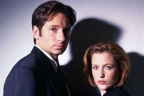 X Files Creator Chris Carter Says New Mulder And Scully Will Return Wired Uk