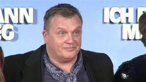 Top songs by hape kerkeling. Hape Kerkeling: Comeback im Fernsehen? | TIKonline.de