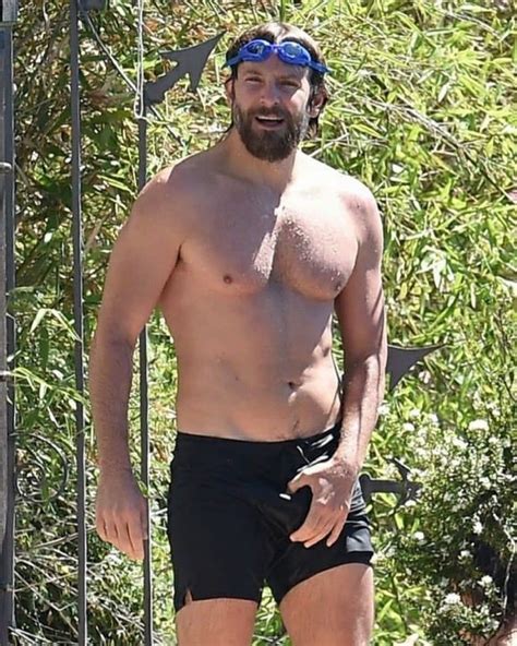 male celebs on twitter bradley cooper is the definition of dilf