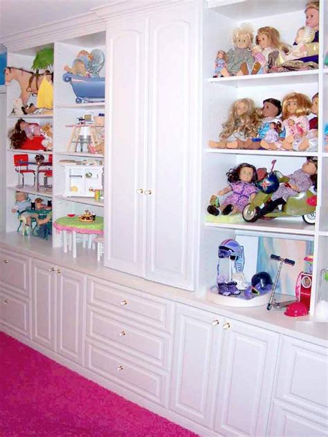 Figuring out cute and practical storage and organization ideas for your kids' rooms can be a challenge, especially if you can't do major installations. Kids' Rooms Storage Solutions | HGTV